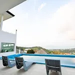 Bophut Luxurious Ocean View Villa