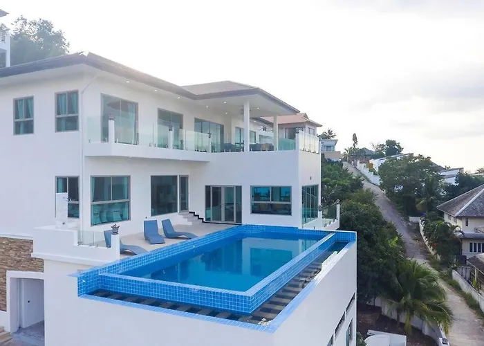 Bophut Luxurious Ocean View Villa
